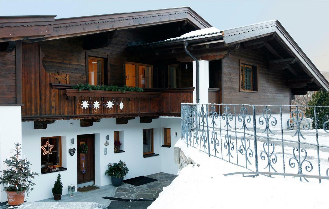 アルプバッハHaus Schmetterlingアパートメント エクステリア 写真